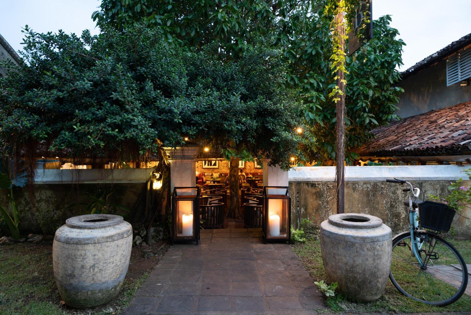 The Bungalow Galle Fort - Hotel - Restaurant - Cocktail Bar Екстериор снимка