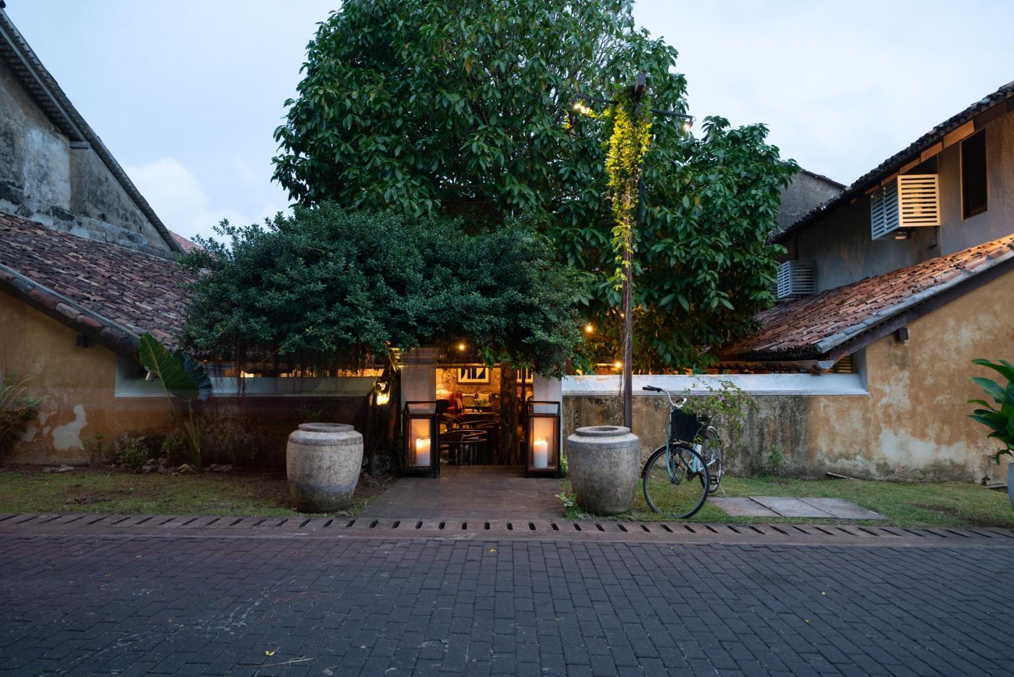 The Bungalow Galle Fort - Hotel - Restaurant - Cocktail Bar Екстериор снимка