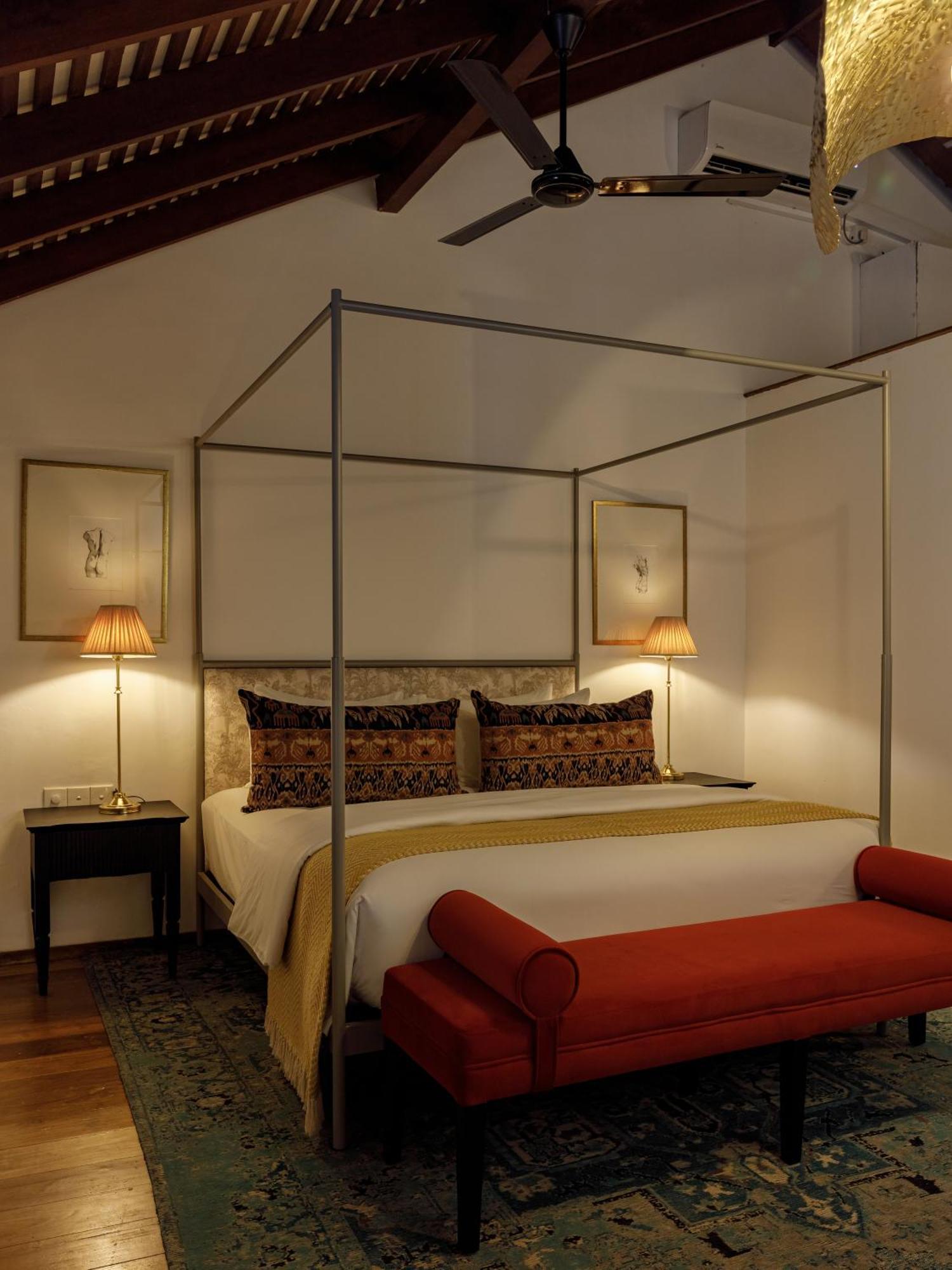 The Bungalow Galle Fort - Hotel - Restaurant - Cocktail Bar Екстериор снимка